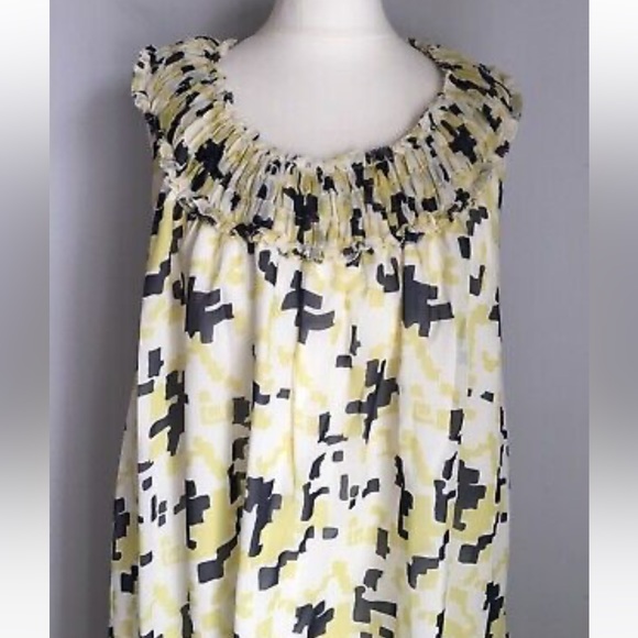 Twenty8twelve by Sienna Miller silk blouse with geometric print I sz 2 - Picture 14 of 14